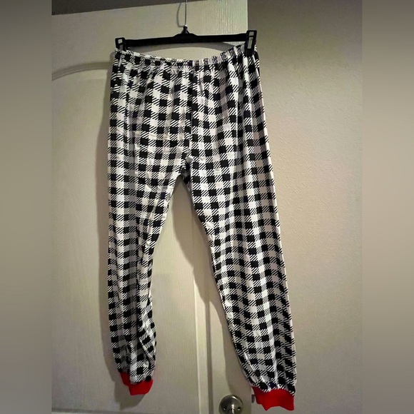 Men’s Christmas Pajamas Set - Personalized: DADDY - Picture 4 of 7